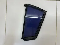 Стекло двери (Форточка) заднее левое Mazda 3 BK