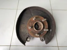 Кулак задний левый Opel Insignia 1 СЕДАН 1.6