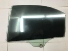 Стекло двери заднее левое Mazda 6 GG 2.0 БЕНЗИН