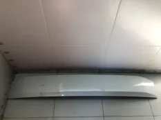 Накладка двери багажника нижняя Mitsubishi Pajero