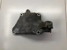 Кронштейн двигателя правый Mercedes-Benz S-class