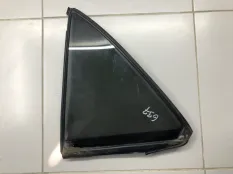 Стекло двери (Форточка) заднее левое Mazda 323 BJ