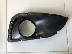 Рамка противотуманной фары правая Hyundai ix35