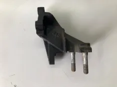 Кронштейн двигателя правый Hyundai Verna 2 MC