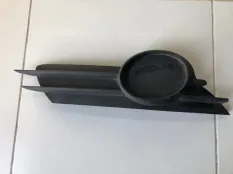 Решетка в бампер передняя правая Opel Corsa D 2008