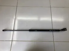 Амортизатор крышки багажника правый Mazda 323 BJ