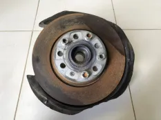 Кулак поворотный задний правый Volkswagen Tiguan 1