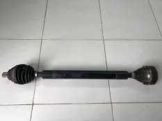 Полуось (привод) передний правый Volkswagen Passat