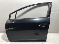 Дверь передняя левая Toyota Avensis 3 T270 2ZRFE