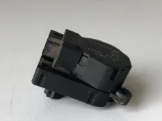 Моторчик заслонки отопителя Ford Focus 2