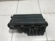 Корпус воздушного фильтра Skoda Fabia 2 5J2