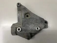 Кронштейн компрессора кондиционера Renault Clio 2