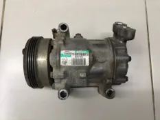 Компрессор кондиционера Renault Clio 2 ХЭТЧБЕК