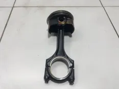 Поршень с шатуном Лада Приора ХЭТЧБЭК 1.6 126 2008