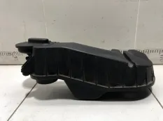 Резонатор воздушного фильтра Mercedes-Benz C-Class