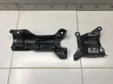 Кронштейн рулевой колонки Honda Civic 8 R18A2 2008