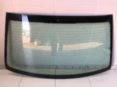 Стекло заднее Peugeot 406 2.0 RFV (XU10J4R) 1997