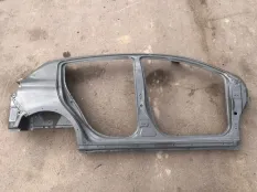 Боковина кузова правая Lifan X50