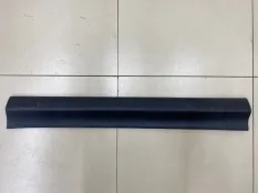 Молдинг двери передний правый Toyota RAV4 CA40