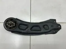 Рычаг подвески продольный задний левый