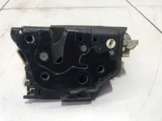 Замок двери передний правый Volkswagen Passat B6
