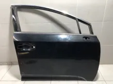 Дверь передняя правая Toyota Avensis 3 T270 2ZRFE