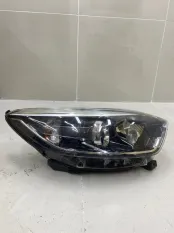 Фара правая Renault Kaptur 2017