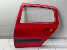 Дверь задняя левая Renault Clio 2 ХЭТЧБЕК (5ДВ)