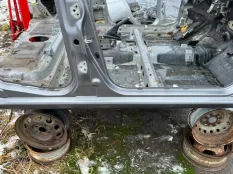 Порог со стойкой правый Chevrolet Aveo T250 B12D1