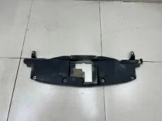 Кожух замка капота Toyota Hilux 8