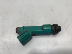 Форсунка топливная Toyota RAV4 XA30 2AZFE