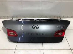 Крышка багажника Infiniti G37 V36