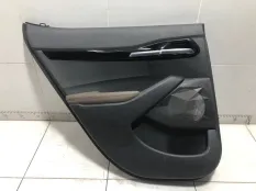 Обшивка двери задняя левая Kia Seltos