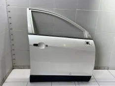 Дверь передняя правая Chevrolet Captiva 1
