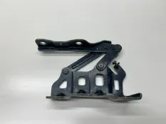 Петля капота правая Kia Sportage 4 QL