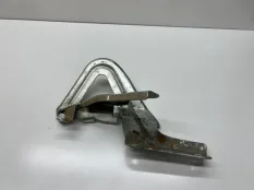 Петля капота правая Ford Explorer 5