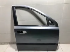 Дверь передняя правая Kia Sorento 1 BL