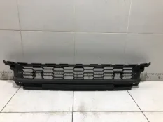 Решетка в бампер центральная Skoda Kodiaq