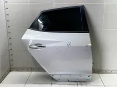 Дверь задняя правая Hyundai ix35 LM