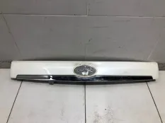 Накладка двери багажника Kia Carnival 2 VQ