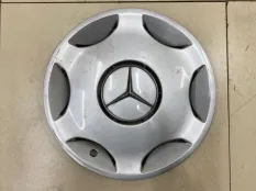 Колпак декоративный Mercedes-Benz C-class W202