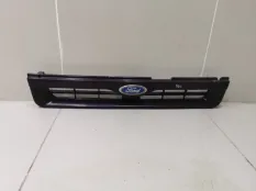 Решетка радиатора Ford Maverick 1 UDS (3ДВ) KA24E