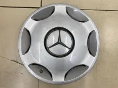 Колпак декоративный Mercedes-Benz C-class W202