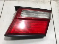 Фонарь внутренний правый Nissan Almera 1 N15 СЕДАН