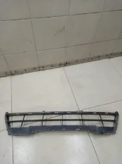 Решетка в бампер центральная Лада Гранта