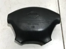 Подушка безопасности в рулевое колесо Nissan