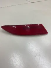 Отражатель в бампер задний правый Ford Focus 3