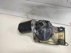 Моторчик стеклоочистителя передний Mazda 626 GE