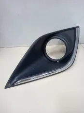 Рамка противотуманной фары правая Mitsubishi