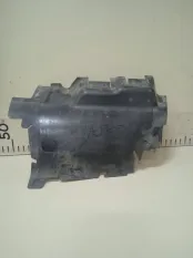 Дефлектор радиатора передний правый Skoda Octavia